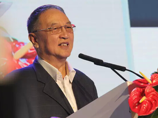 柳傳志：“互聯(lián)網(wǎng)+”被大大低估，向王健林馬云學(xué)