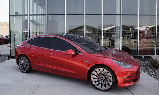 特斯拉Model 3免鑰門(mén)禁成安全漏洞